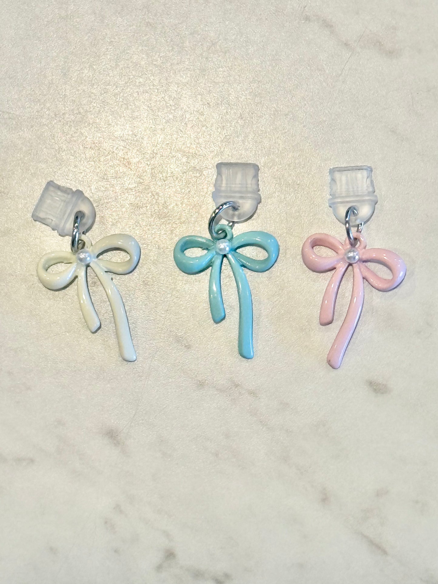 Bows - Dust Plugs