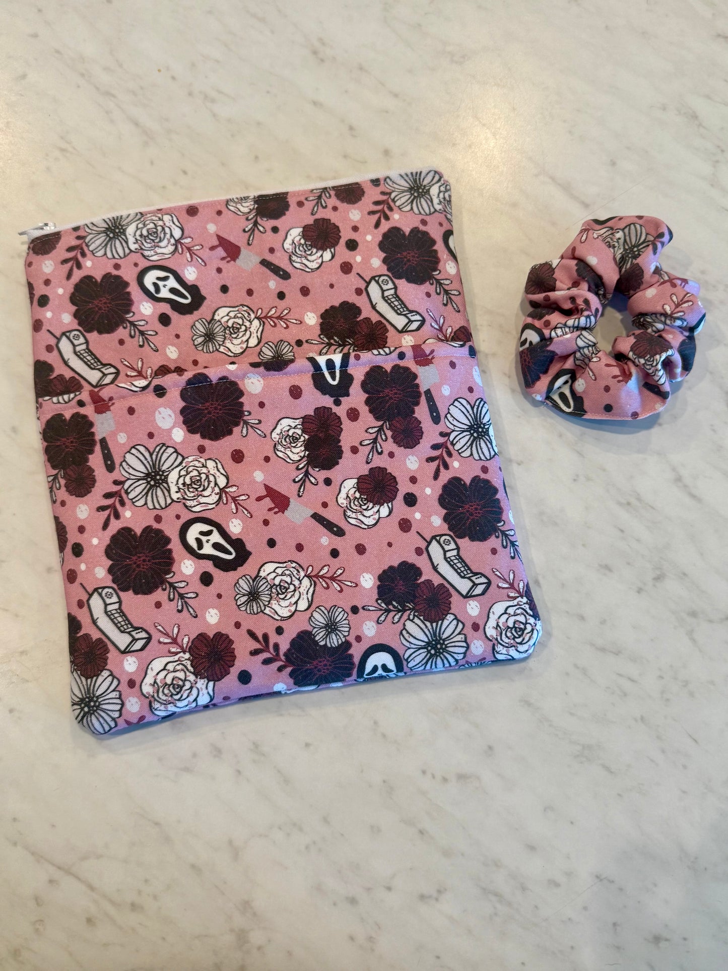Slasher - Kindle / Book pouch